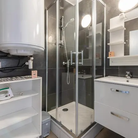 Très Bel Proche Centre Stationnement Rue Gratuit Appartamento